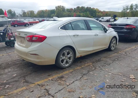 2018 Chevrolet Cruze Premier Auto из США, поврежденный, VIN 1G1BF5SM3J7101054